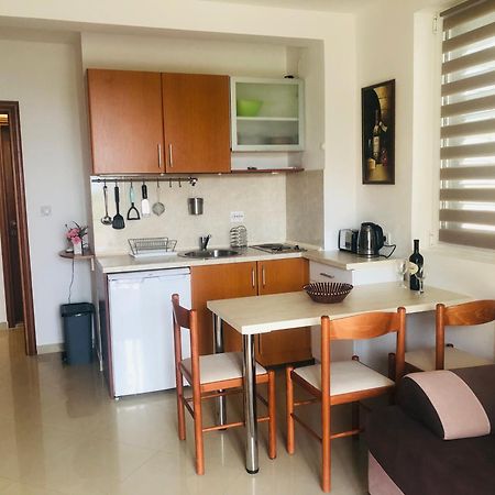 Bay View Apartments Petrovac Dış mekan fotoğraf