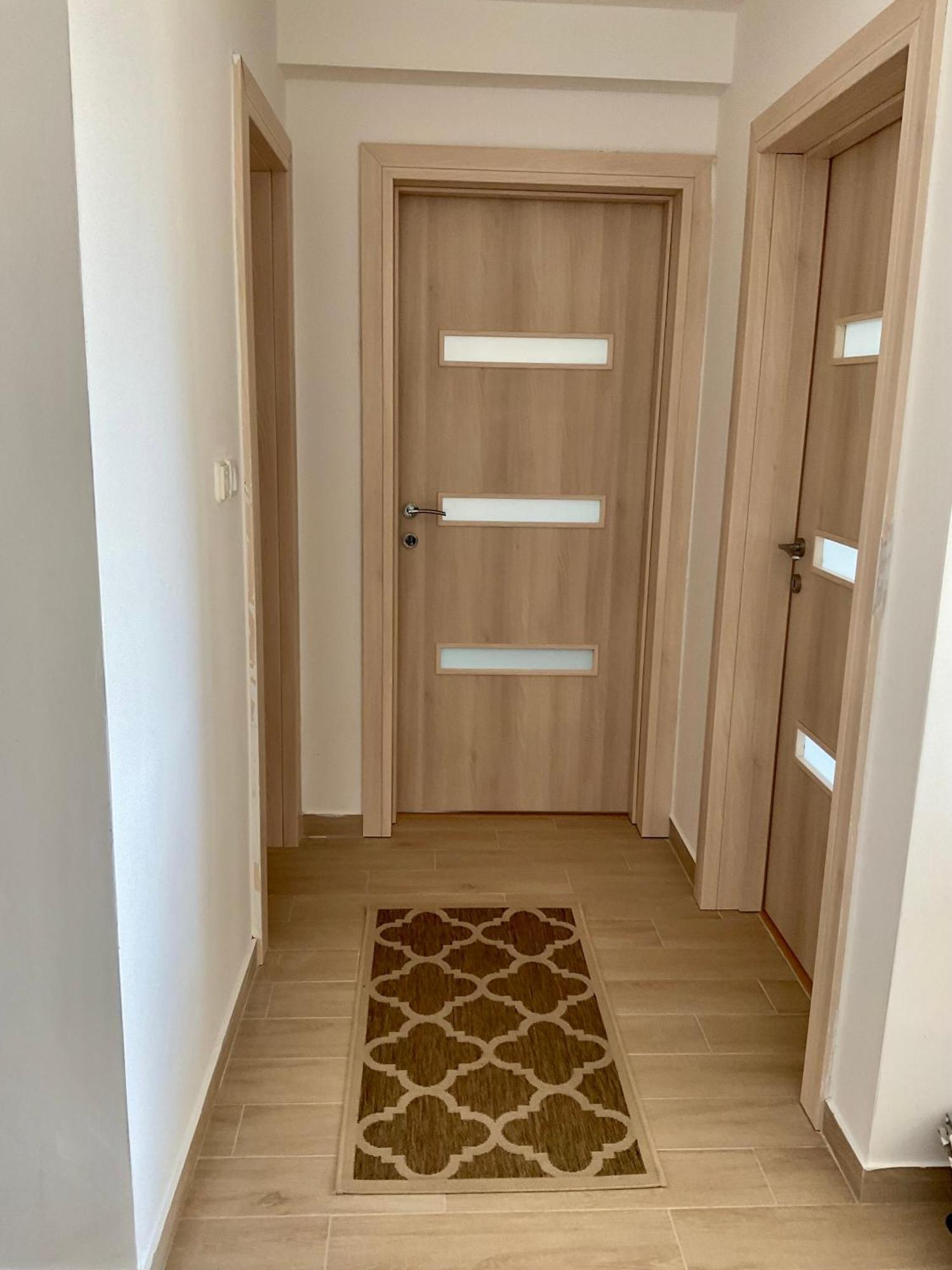 Bay View Apartments Petrovac Oda fotoğraf