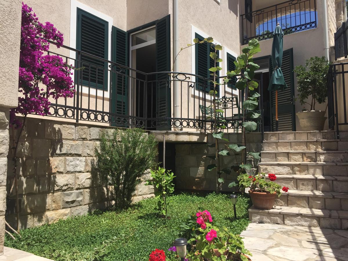 Bay View Apartments Petrovac Oda fotoğraf