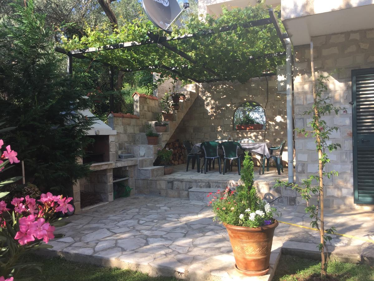 Bay View Apartments Petrovac Dış mekan fotoğraf